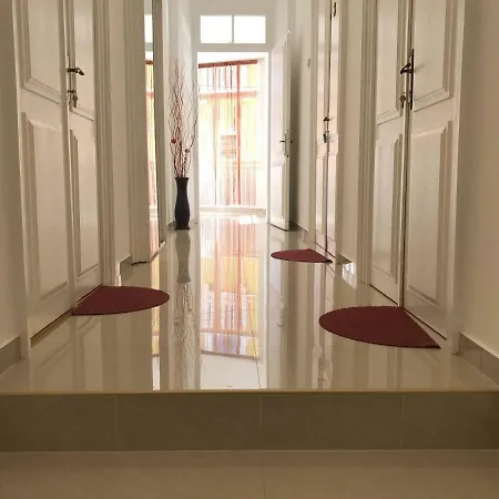 Antic In Center (adults Only)