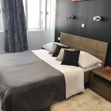 Antic In Center (adults Only) Vendégház