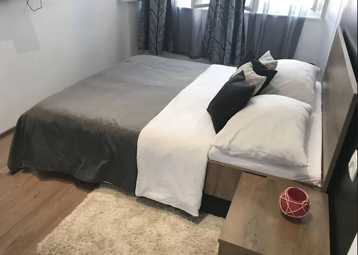 Antic In Center (adults Only)