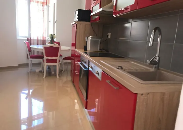 게스트하우스 Antic In Center (adults Only) 풀라