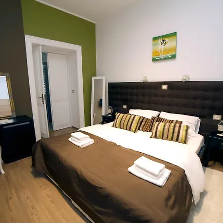 Antic In Center Pula